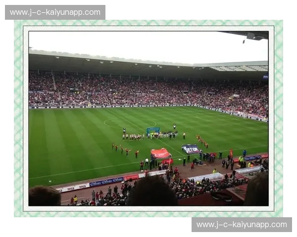 桑德兰vs曼联直播：老特拉福德的红色风暴，光明球场的蓝色梦想